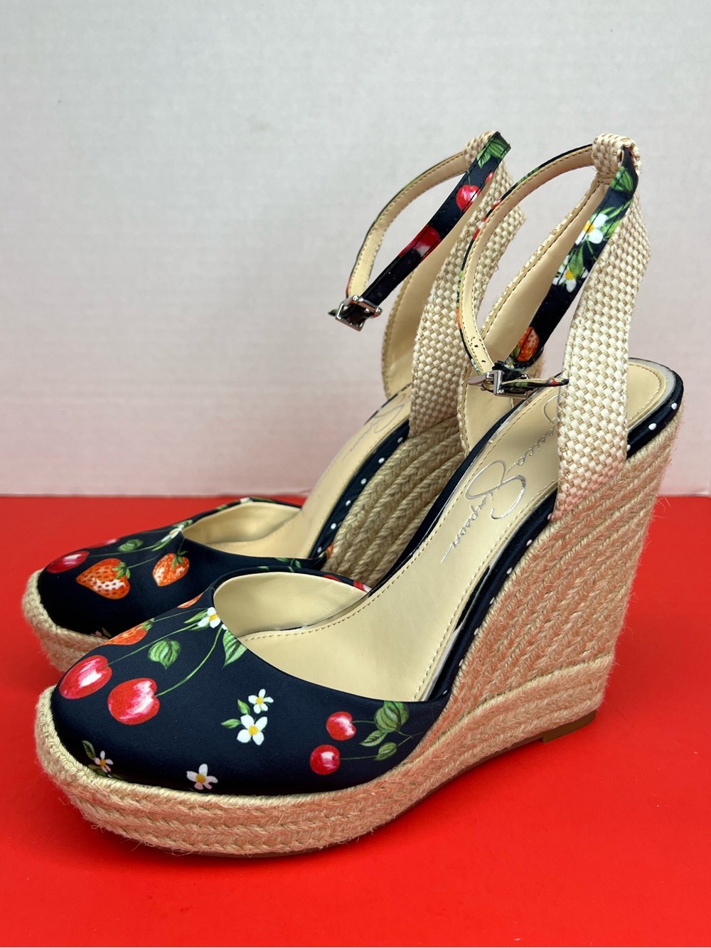 Jessica Simpson Zestah Wedge Ankle Strap Espadrille 5.5” Heel Cherry Floral Sz 8